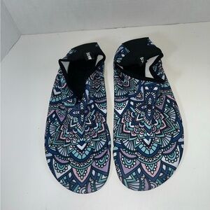 Metog Water Shoes Size 44/45 US Women’s Size 10.5-11.5